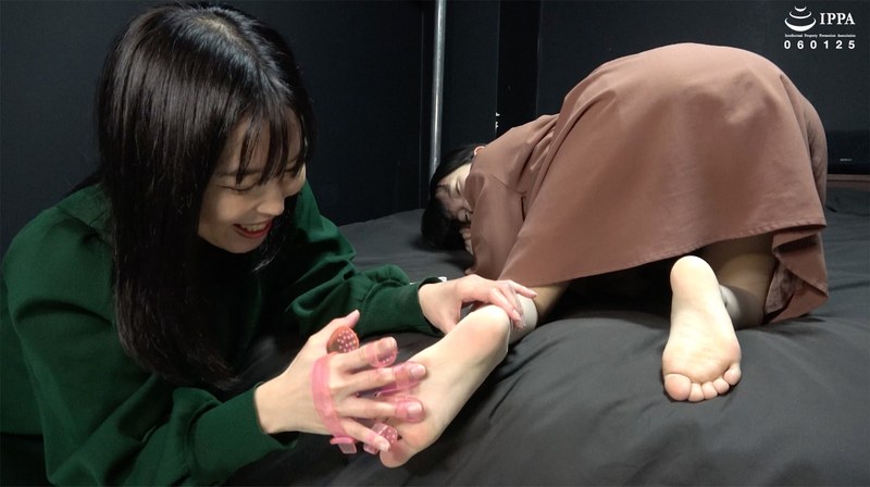 【無料体験】 「【レズくすぐり】美女達による私服でのくすぐり感度チェック」ADOA-096 伊織ひなの&杉崎みさき 1