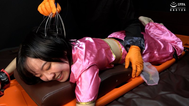 【無料体験】 【うつ伏せ拘束くすぐり＋まりちゃんの弱点の脇腹で本気の降参宣言！？】WAKA-087加護まり 5